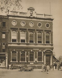 Skole på Leicester Square på stedet til Hogarths House, c1935. av Donald McLeish