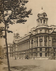 The Brains of Defence: British War Office i Whitehall, c1935. av Donald McLeish