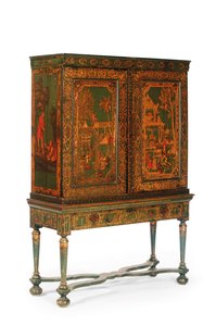 Samlerskap på stativ, ca. 1700-30 (forgylt og grønn Japanning) (se også 780666-7) av Dutch School