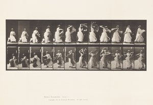 Tallerken 424.Toalett; Å reise seg fra stolen og ta på seg sjal, 1885 av Eadweard Muybridge
