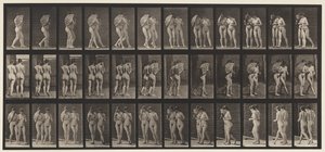 Plate 54. Gående, to modeller/en flørter en vifte, arm i arm av Eadweard Muybridge
