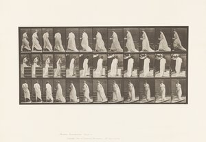 Plate 97. Vende for å gå opp trapper, med mugge og beger i hendene av Eadweard Muybridge