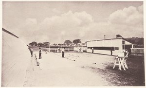 Hesten i bevegelse som vist ved øyeblikkelig fotografering. Med en studie om dyremekanikk basert på anatomi og kameraets åpenbaringer. Utført og publisert i regi av Leland Stanford av Eadweard Muybridge
