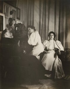 [Selvportrett med Christine og Yvonne Lerolle], trolig 1895-96. av Edgar Degas