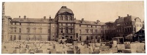 Louvre-museet: Napoleons gårdsplass fra karusellen