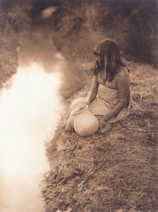 Maricopa Woman at the Stream av Edward Sheriff Curtis