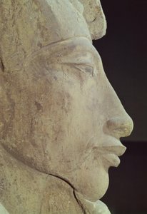 Byste av Amenophis IV (Akhenaten) (ca. 1364-1347 f.Kr.) fra Temple of Amun, Karnak, ca. 1353-1337 f.Kr. (sandstein) (detalj)