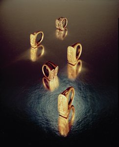 Fem ringer, fra Tutankhamons grav, New Kingdom (gull)