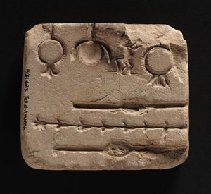 Kalksteinsform for støping av metallsmykker, Det nye kongeriket av Egyptian 18th Dynasty