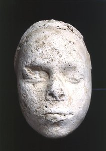 Mannlig maske, muligens en skulptørstudie, fra Tell El-Amarna, ca. 1353-1295 f.Kr. (gips)