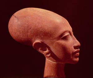 Portrettbyste av en datter av kong Akhenaten (1353-1337 f.Kr.) ca. 1375 f.Kr. (se også 97985)
