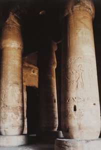 Interiør i First Hypostyle Hall, New Kingdom