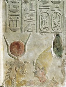 Kong Nectanebo II (360-343 f.Kr.) ønsket velkommen av gudinnen Isis, malt kalksteinrelieff av Egyptian 30th Dynasty