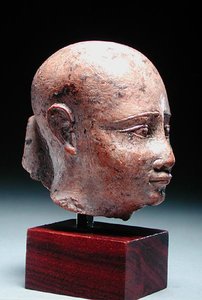 Mannshode, ca. 350 f.Kr. (kalkstein) (se også 185236) av Egyptian 30th Dynasty