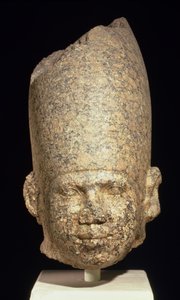 Kolossalt hode, muligens av King Khufu (Cheops) Old Kingdom (rød granitt)