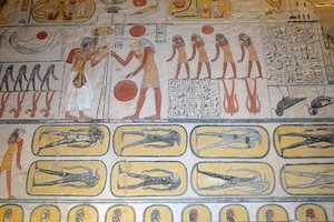  av Egyptian Egyptian