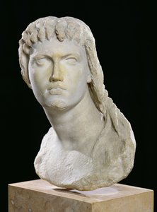 Byste av Cleopatra II (172-116 f.Kr.) eller av datteren Cleopatra III (141-101 f.Kr.) (marmor)