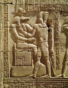 Relieff av Sobek og Ptolemaios VI Philometor (180–45 f.Kr.)