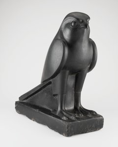 Statue av guden Horus som en falk, ptolemaisk periode av Egyptian Ptolemaic Period