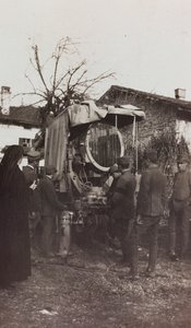 Album av første verdenskrig i Friuli-Venezia Giulia: fotoelektrisk bil, 01-04/1916 (s/hv-bilde) av Elena Bianconcini