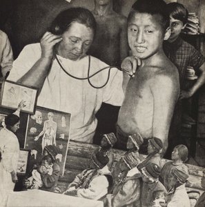Medisin i USSR. Illustrasjon fra USSR Builds Socialism, 1933. av Eliezer Markowich Lissitzky