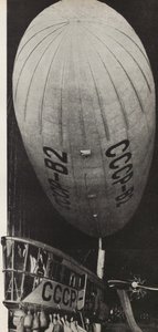 Sovjetunionen har begynt å bygge dirigibles. Illustrasjon fra USSR Builds Socialism, 1933. av Eliezer Markowich Lissitzky
