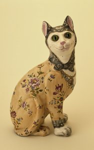 Figur av en katt (tinnglasert lertøy)