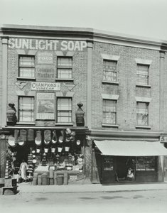3-4 Gainsborough Road: forhøyninger, London, 1899 av English Photographer