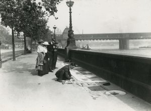 En fortaukunstner på vollen av English Photographer