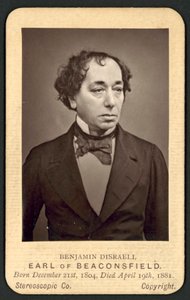 Benjamin Disraeli, jarl av Beaconsfield, minnefotokort (s/hvitt-bilde) av English Photographer