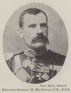 Brigadegeneral H MacDonald, CB, DSO av English Photographer