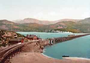 Cadair Idris og Barmouth Bridge, pub. ca. 1900 av English Photographer