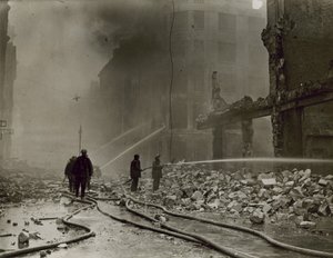 Skader i City of London av English Photographer