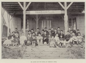 Dr. Landis og hans skole i Chemulpo, Corea av English Photographer
