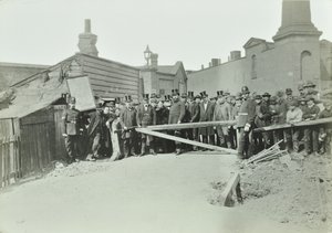 Eastferry Road frigjør fra Lott, 1885 av English Photographer