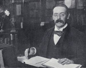 Edmund Gosse i sin studie (s/hv-bilde) av English Photographer