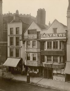 Fleet Street, London; nordsiden med 184-186 Fleet Street av English Photographer
