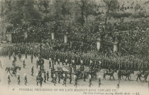 Begravelsesprosesjon av hans avdøde majestet kong Edward VII passerer Marble Arch av English Photographer
