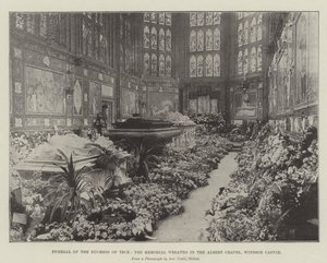 Begravelse av hertuginnen av Teck, minnekransene i Albert Chapel, Windsor Castle av English Photographer