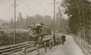 Generell utsikt over den elektriske jernbanen ved Alexandra Palace av English Photographer