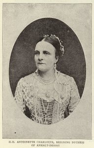 H H Antoinette Charlotte, regjerende hertuginne av Anhalt-Dessau av English Photographer