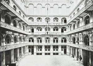 Hop Exchange: interiør i østhallen, Southwark Street, London, 1890 av English Photographer