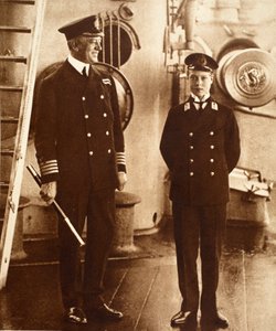 Kong Edward VIII som Midshipman i H.M.S. Hindustan, 1910 av English Photographer