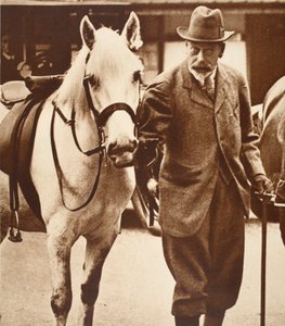 King George and His Favorite Pony Jock, 1930-tallet av English Photographer
