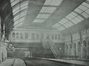Kings Cross Station: utsikt over plattformene, 1862 av English Photographer