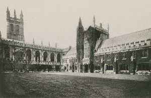 Magdalen College Cloister and Tower, Oxford av English Photographer