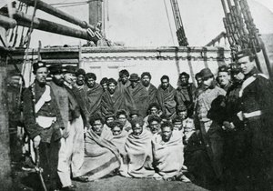 Maori-fanger om bord i et fengselshulk i Wellington Harbour, 1866 av English Photographer