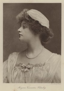 Marjorie Viscountess Helmsley (s/h-bilde) av English Photographer