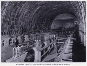Mersey Tunnel: Roadway Construction under Land Portions of Main Tunnel (s/hvitt bilde) av English Photographer