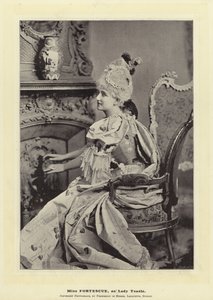 Miss Fortescue, som Lady Teazle